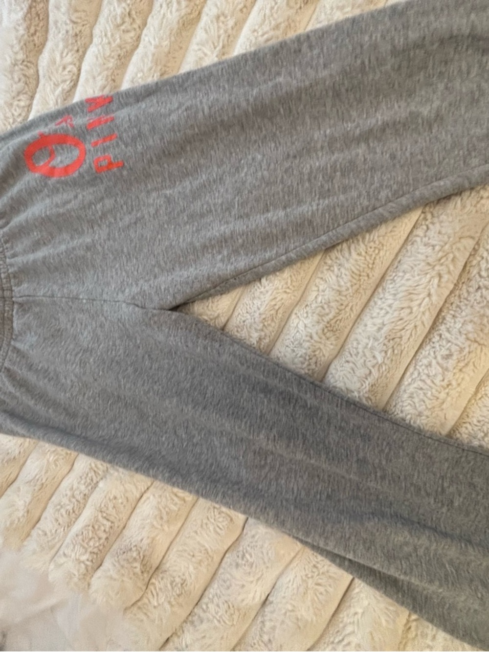 PINK Victoria's Secret Heather Gray Lounge Pants with Pink Logo Tag